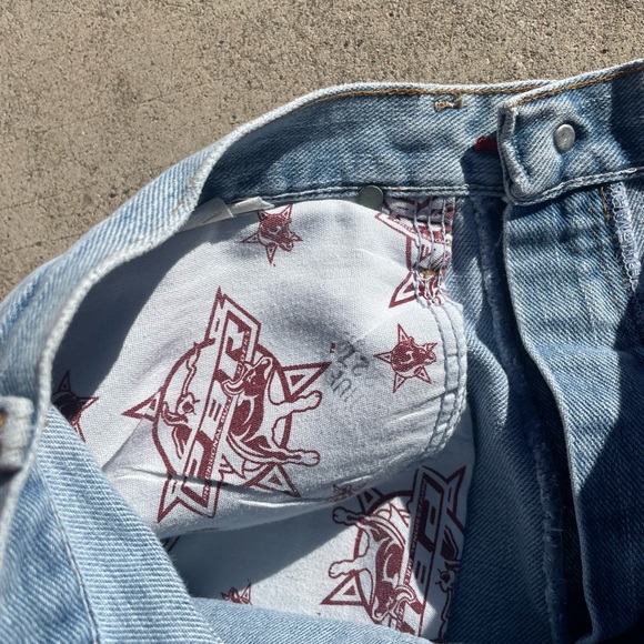 Levi’s - Picture 5 of 6